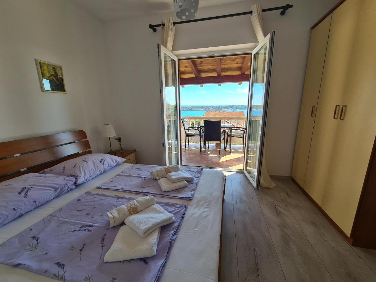 Apartman Karmen Barbat na Rabu Exteriér fotografie