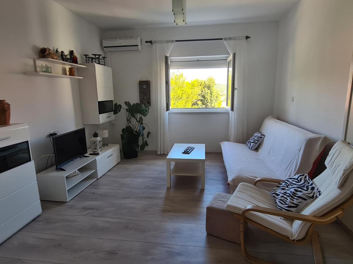 Apartman Karmen Barbat na Rabu Exteriér fotografie