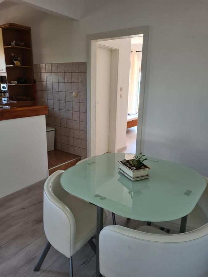 Apartman Karmen Barbat na Rabu Exteriér fotografie