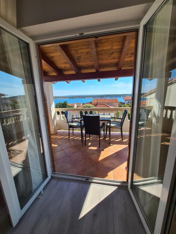 Apartman Karmen Barbat na Rabu Exteriér fotografie
